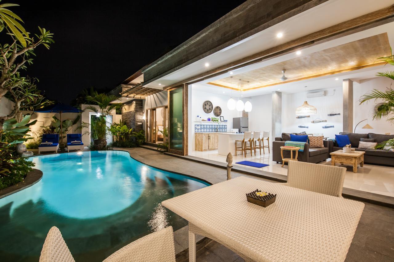 Ambermoon Villa 2 Seminyak Exterior foto