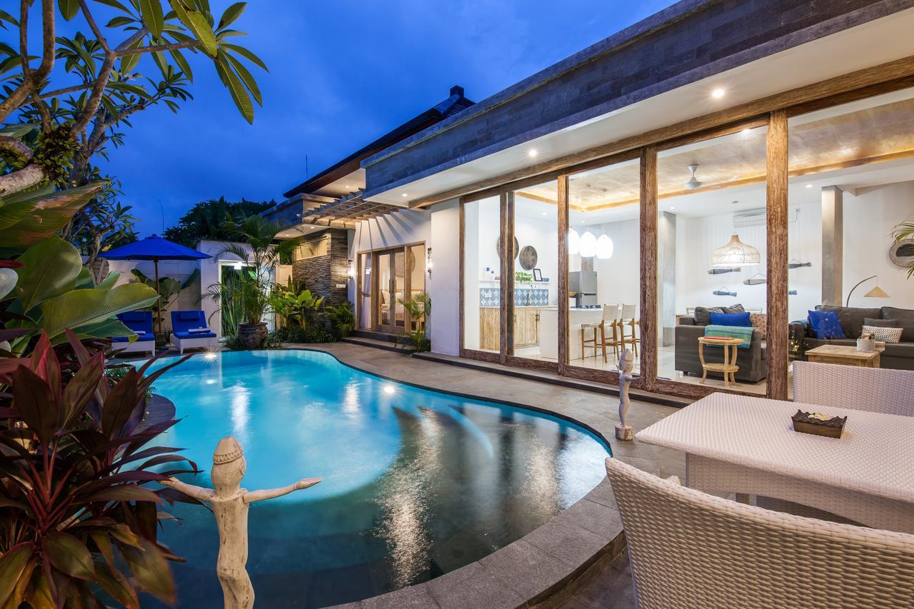 Ambermoon Villa 2 Seminyak Exterior foto